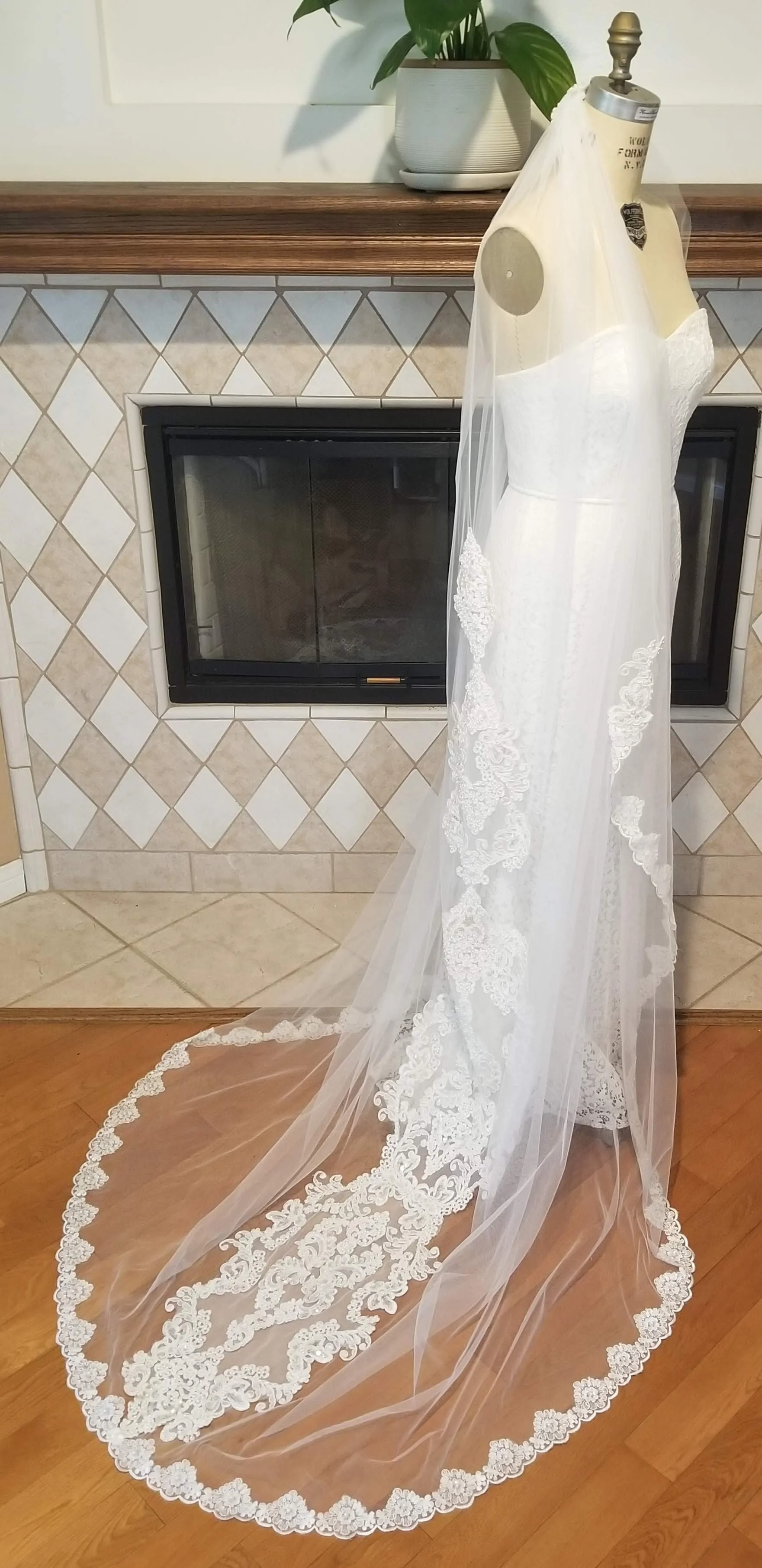 Veil or No Veil? — Hannah Kanani Bridal